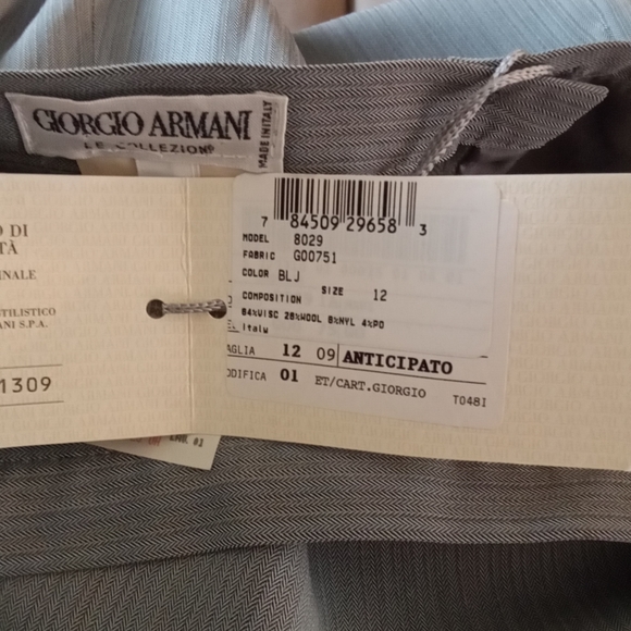 COPY - NEW VINTAGE GIORGIO ARMANI LE COLLEZIONI 12 SKIRT ITALY VIRGIN WOOL BLEN… - Picture 9 of 9